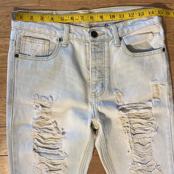 UNIF High Waist Button Up Light Wash Distressed Jeans with Ripped Knees size 26 - Picture 12 of 15
